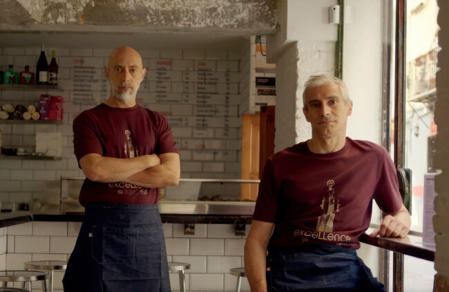 titolari di un locale indossano le loro. magliette personalizzate stanley stella